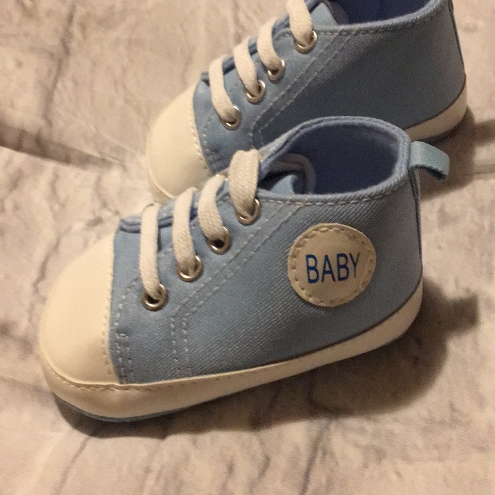 Sneakers & Romper 6 Mos NWT - Picture 4 of 8
